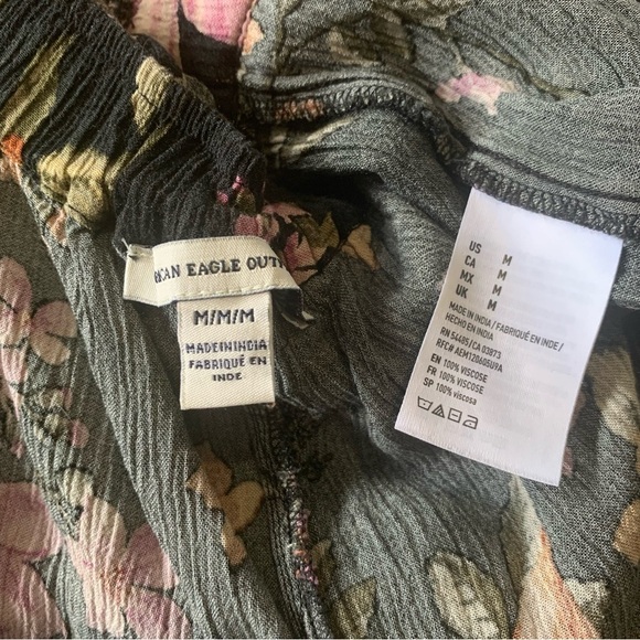 American Eagle Jumpsuit Onesy Palazzo Pant Adjusts Bold Boho Botanical Event M - Picture 10 of 11